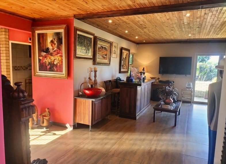 4 Bedroom Property for Sale in Pentagon Park Free State